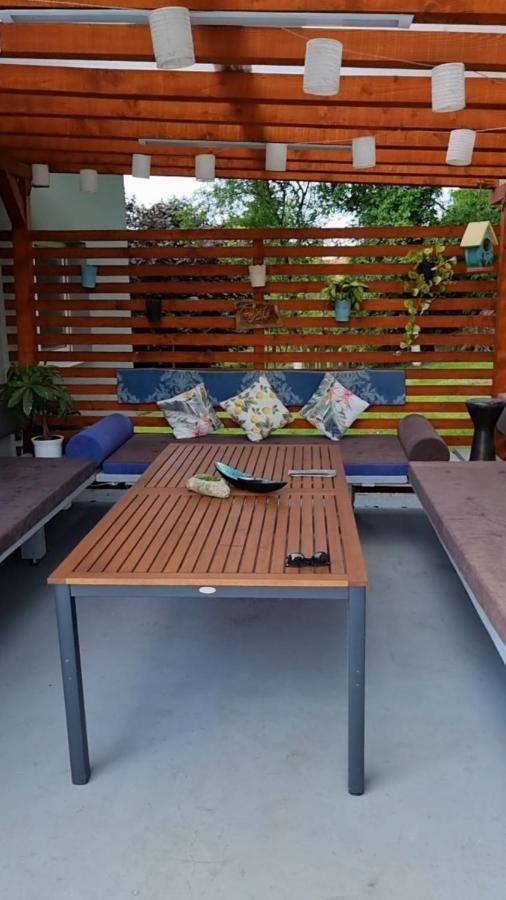 Apartmani Habibi Jalzabet Exterior foto